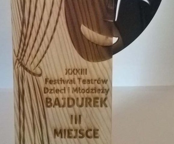 Więcej o: III miejsce w przeglądzie teatrzyków w Wolbromiu!