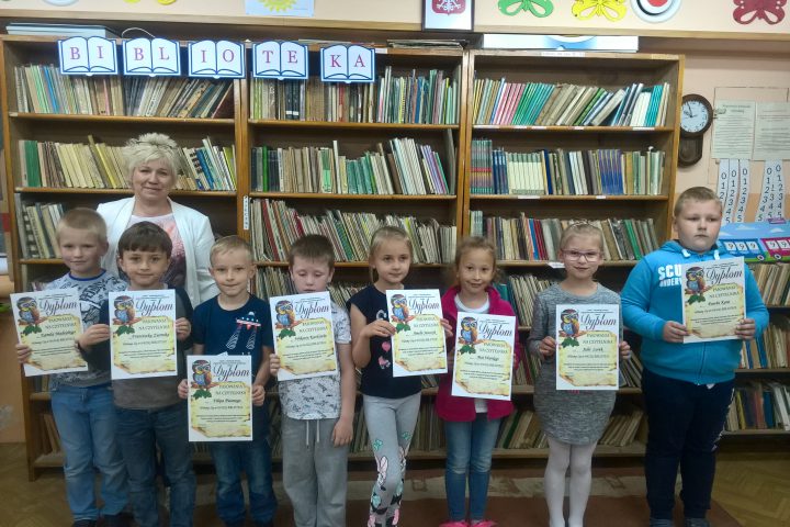 Więcej o: Pasowanie uczniów klasy I na czytelników biblioteki szkolnej !