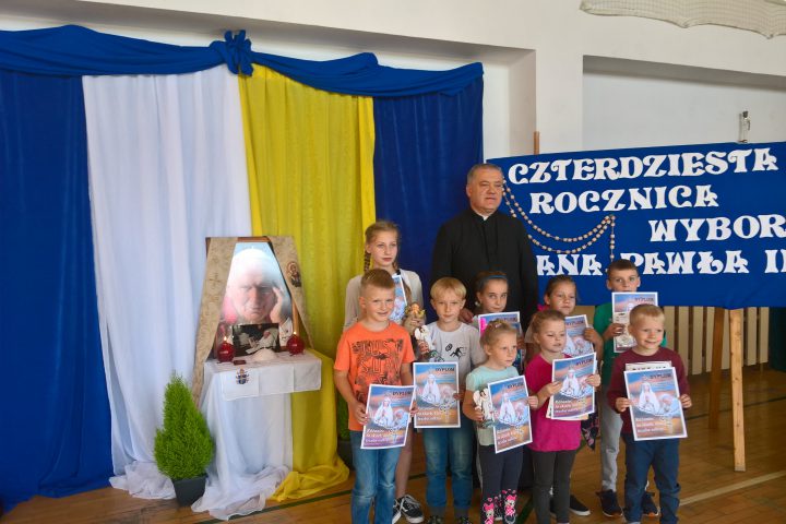 Więcej o: XVIII Dzień Papieski – Czterdziesta Rocznica Wyboru Jana Pawła II