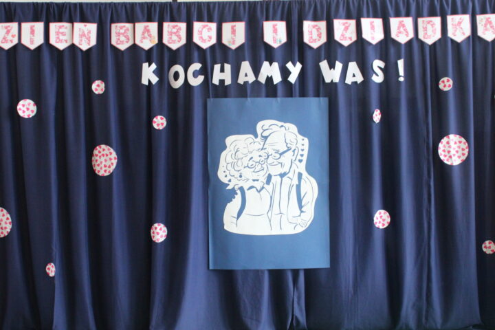 Więcej o: Dzień Babci i Dziadka 2026