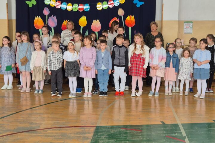 Więcej o: Apel i Śniadanie Wielkanocne