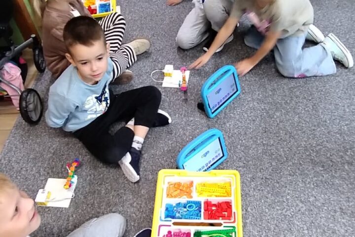 Więcej o: Zajęcia pokazowe z robotyki.